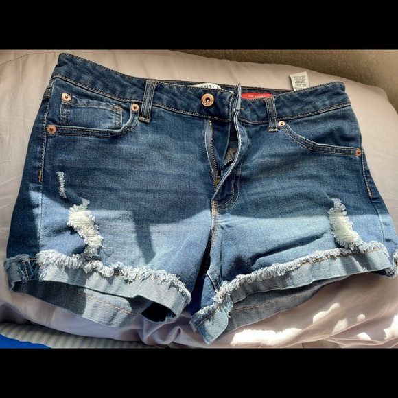 Celebrity Pink: Denim Shorts - Picture 1 of 6